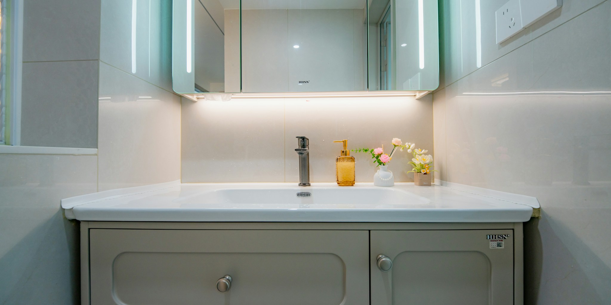 One-Hour Wallpaper Hack Transforms Bathroom Cabinets