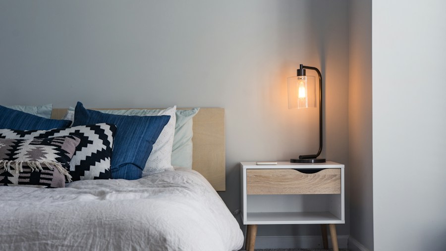 bed frame legs setup