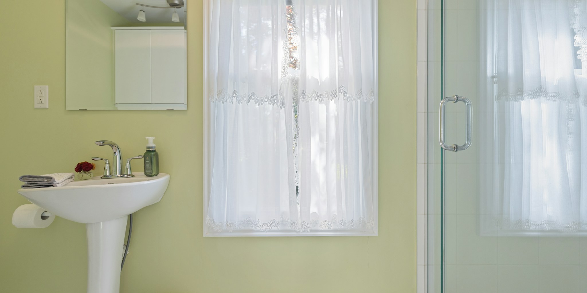 Bathroom Curtain Too Short? This Boho DIY Upgrade Fixes the Problem