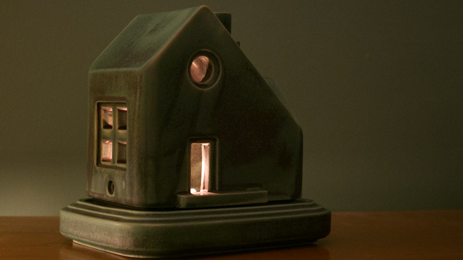 ceramic TV lamp retro collectible