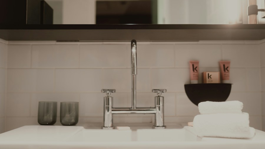 Chrome Bathtubs Trending in 2027: What Homeowners Need to Know 2 chrome towel bars modern bathroom