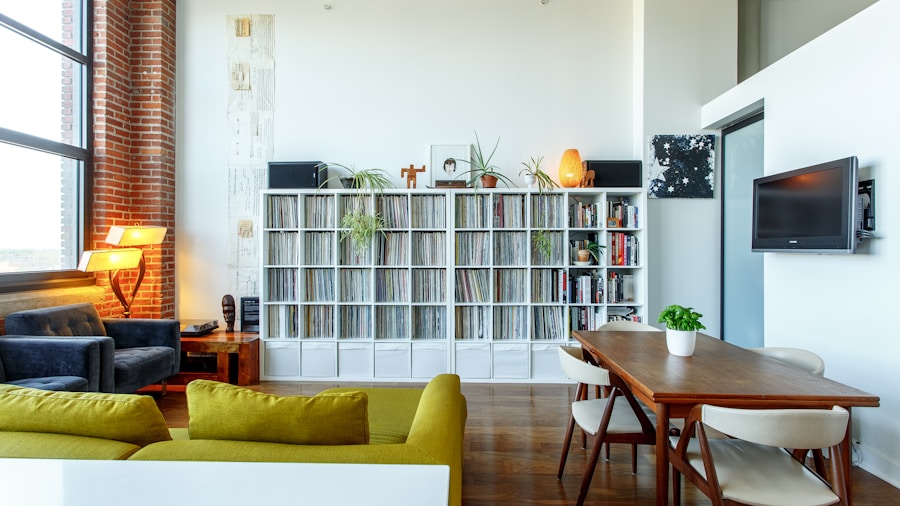 Removing a Bedroom Door to Solve Furniture Layout Problems: What Renters Should Know 2 compact apartment storage solutions
