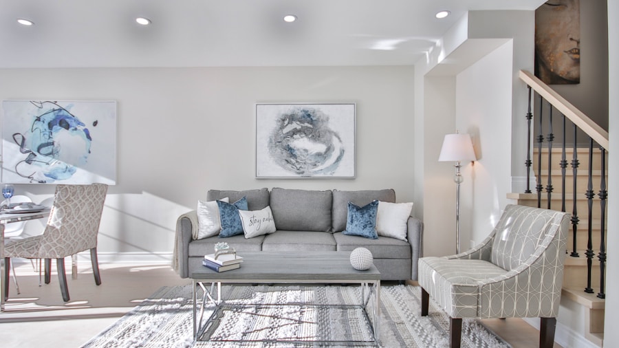 21 Modern Furniture Stores Beyond IKEA: What Home Decorators Should Know 2 contemporary sofa and accent chairs