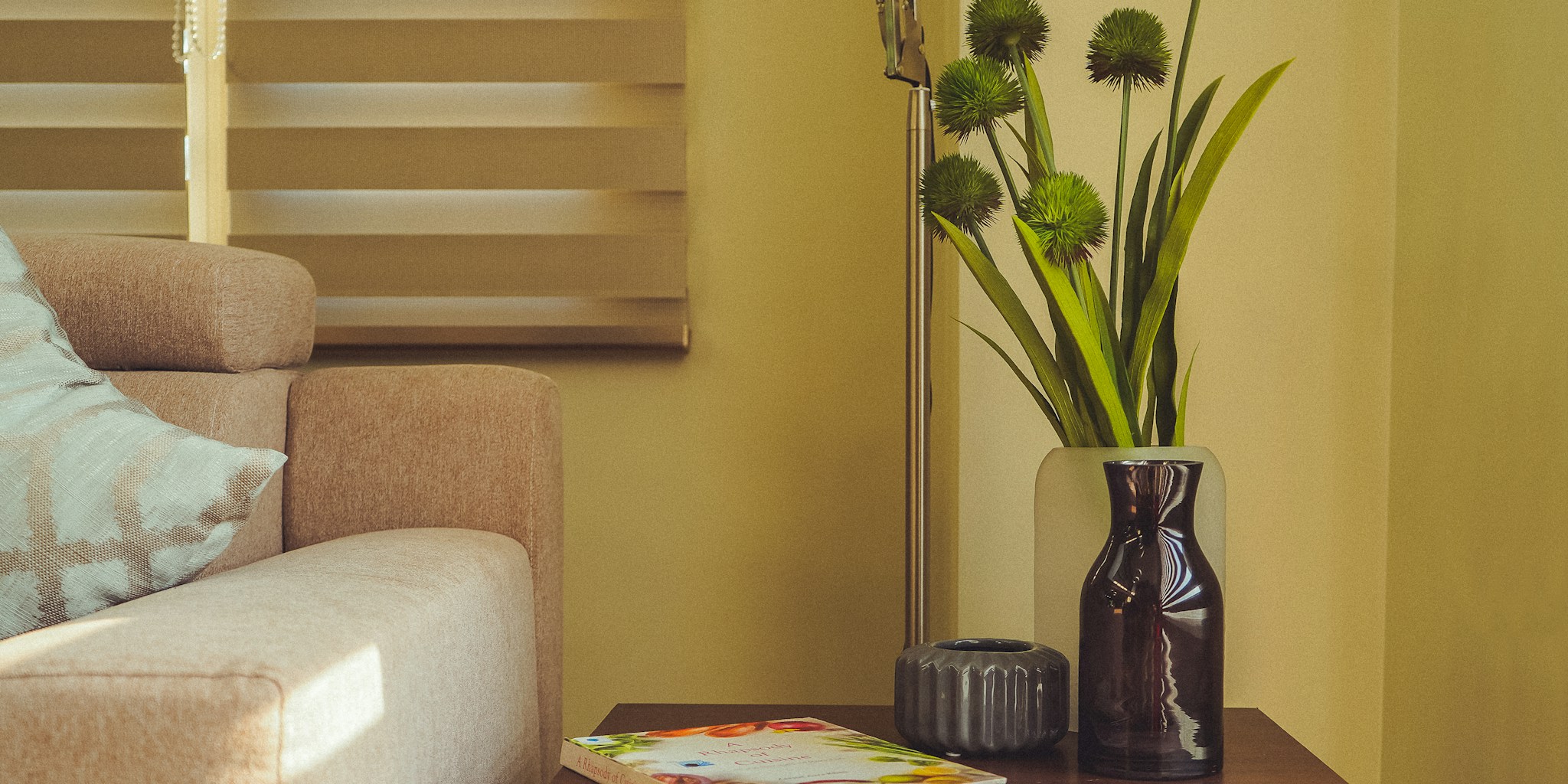 ALDI Releases 9.99 Dollar Cordless Table Lamp What Buyers Should Know