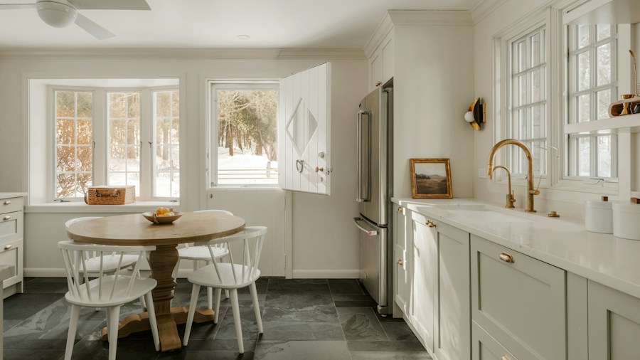 cozy kitchen nook cushioned bench
