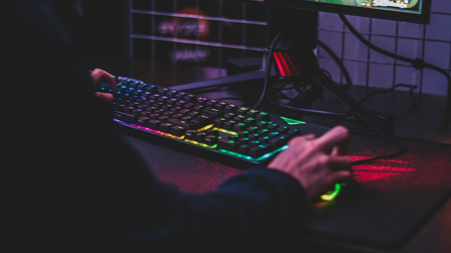 Razer Tartarus V2 Pro Launch: What Ergonomic Buyers Should Know 1 custom gaming keyboard hand position