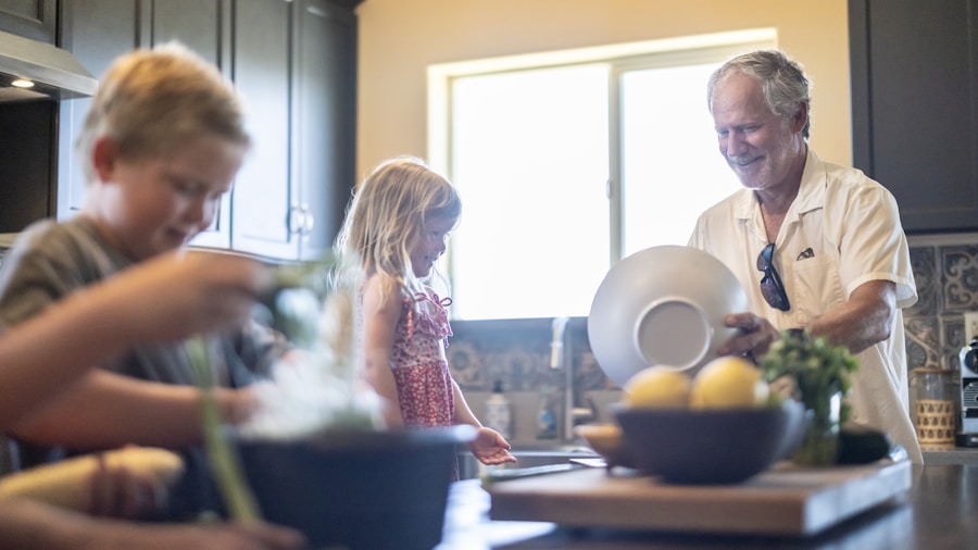 IKEA HAVSTOBIS Bento Boxes Help Shoppers Solve the Back-to-School Lunch Challenge 1 family kitchen meal preparation organized