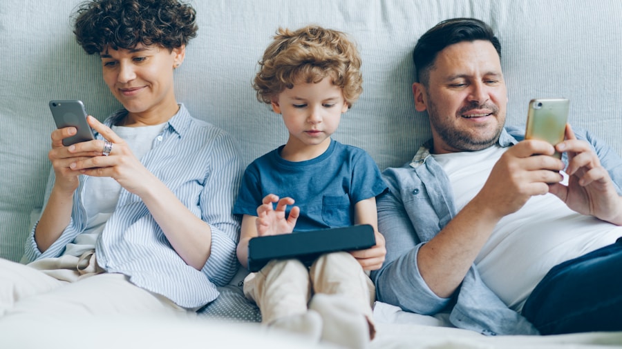 Comcast Launches Wi-Fi Based Home Security System What Shoppers Need to Know 1 family using security app mobile