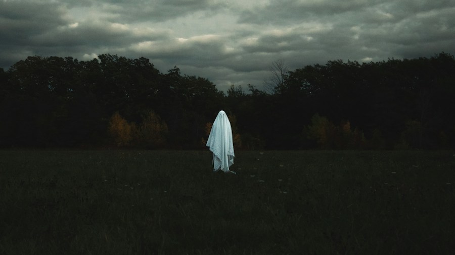 Casper the Friendly Ghost Movie Resurfaces on Disney Plus: What Nostalgia Shoppers Should Know 2 ghost supernatural fantasy film