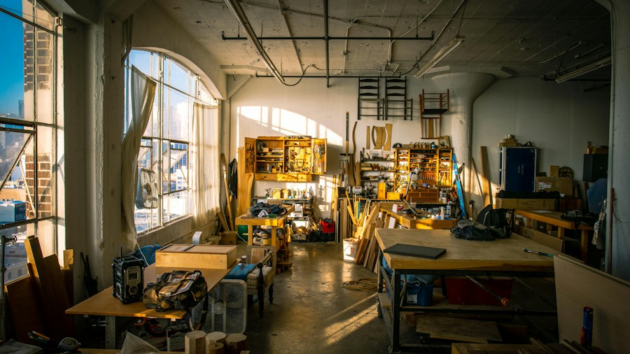 Art Deco Straw Marquetry Furniture Comes to New York: What Buyers Should Know 2 handcrafted wood furniture workshop