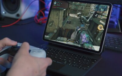 Razer Keyboard Case Turns Handhelds Into Work Machines
