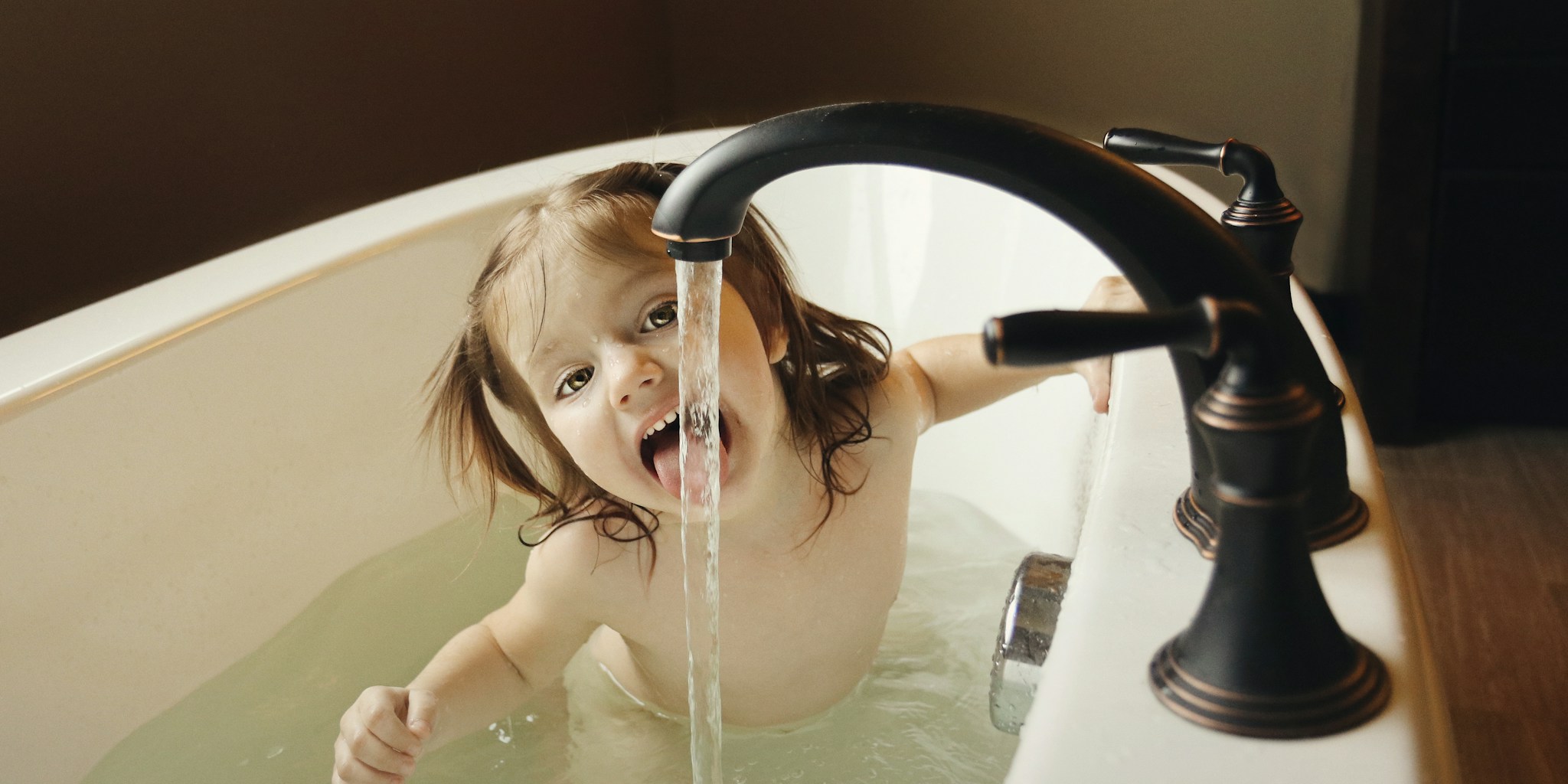 New Splash Guard Offers Better Bath Time Alternative