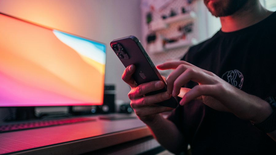 home security monitoring on smartphone