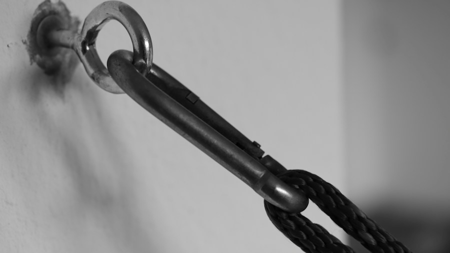 jute rope eyebolt installation wall