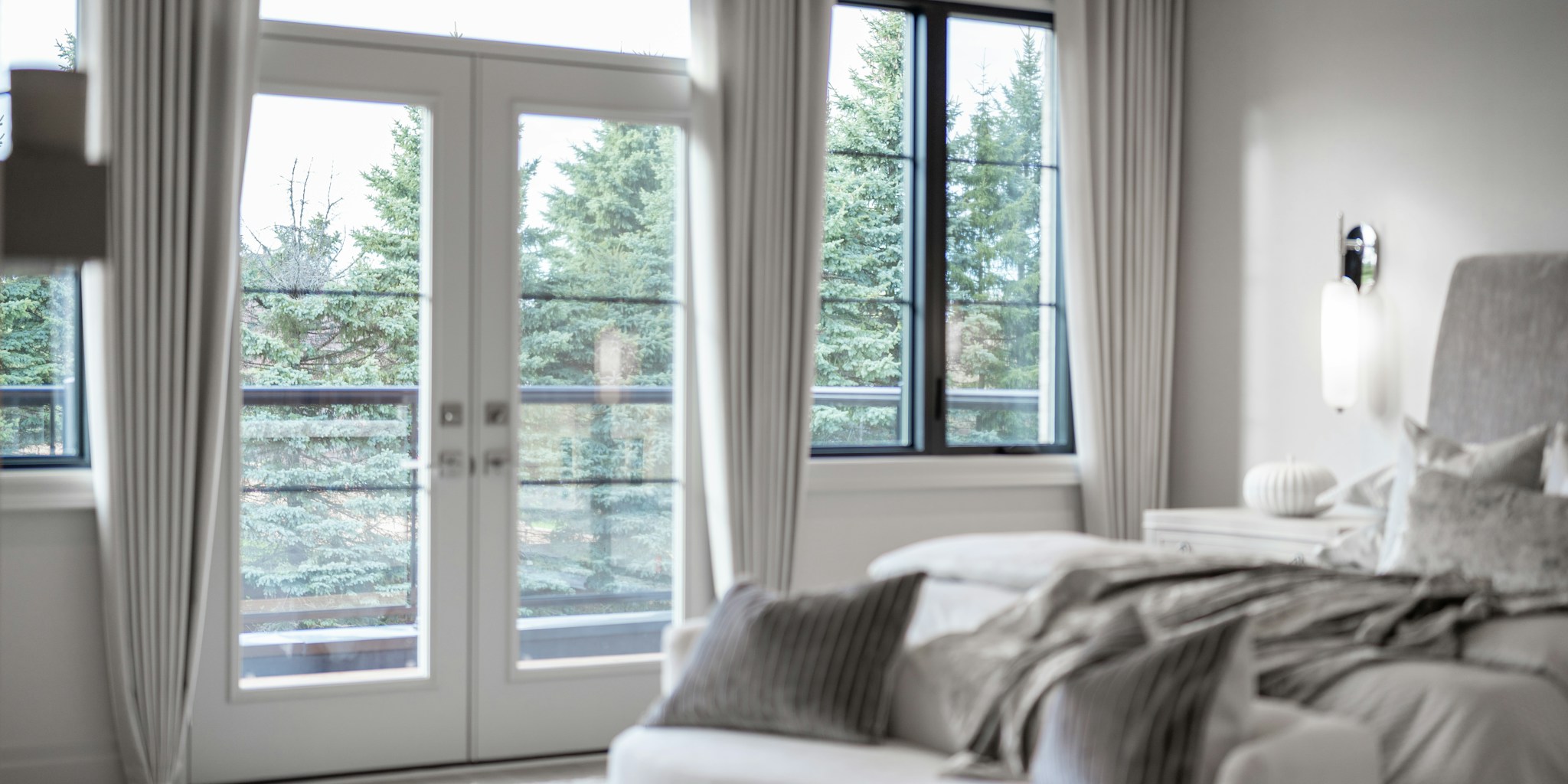 Blackout Curtains Deliver Hotel Luxury