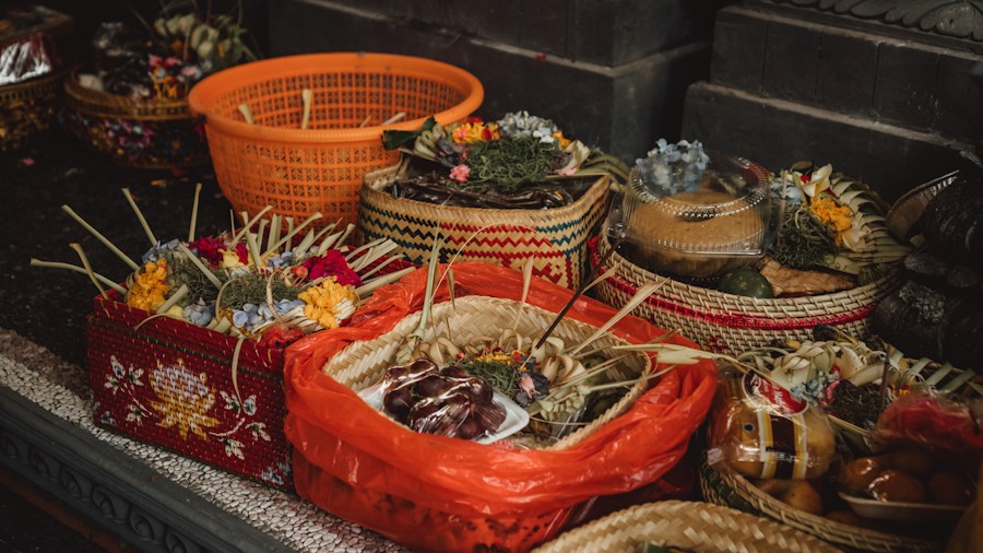 mantel display with small baskets flowers