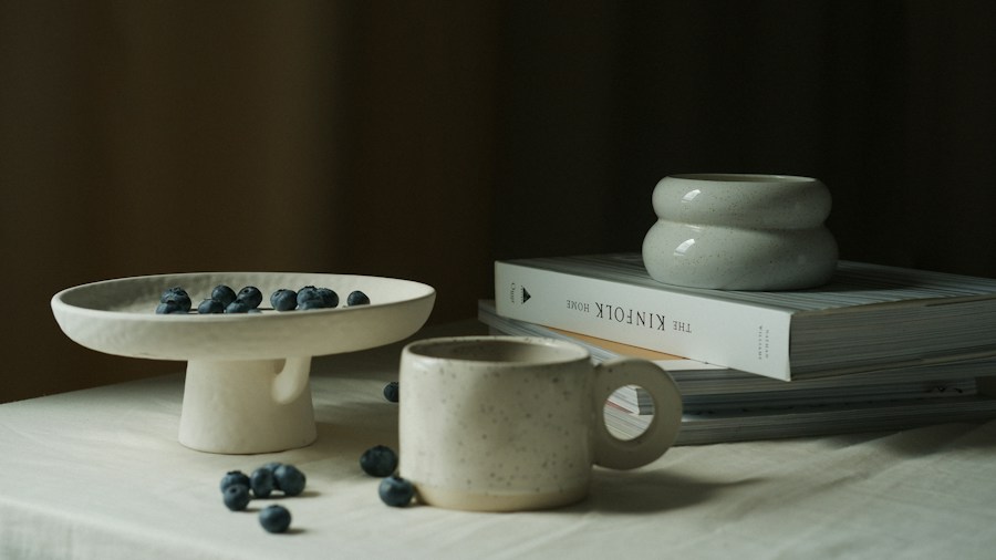 IKEA Coffee Table for $170 Looks Luxe: What Smart Shoppers Should Know 2 minimalist home decor coffee table accessories