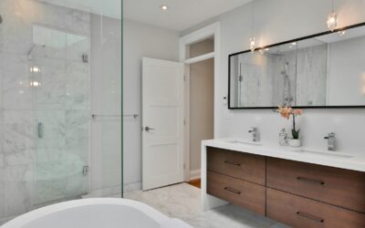 Shower Curtain Upgrade Trend: What Shoppers Should Know About Switching to Glass