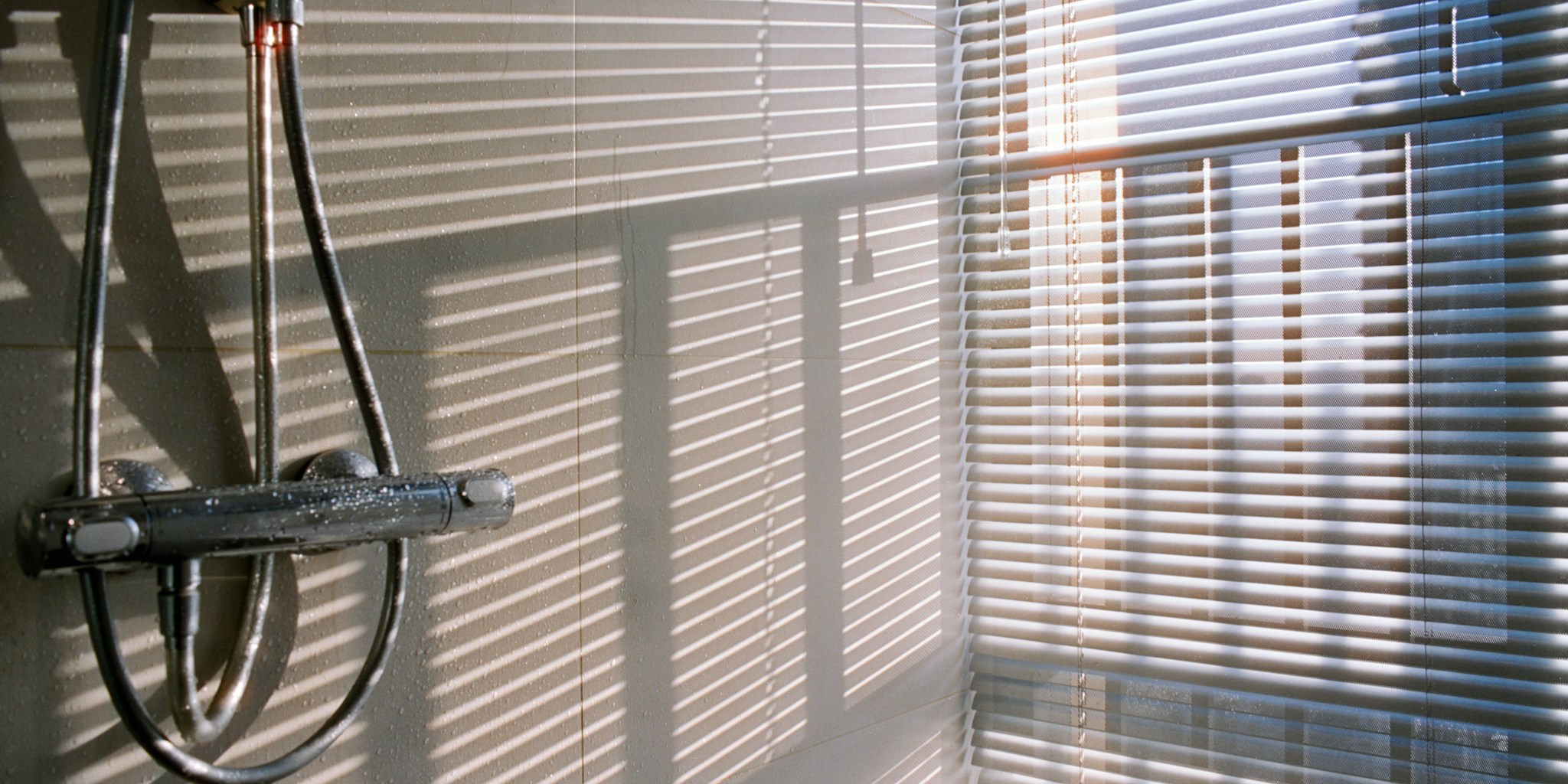 Cellular Shades for Bathroom Windows: Why Experts Say They Beat Traditional Curtains