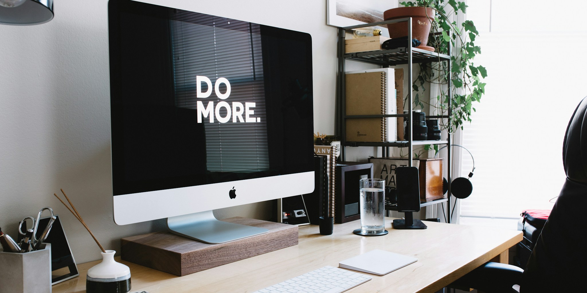 7 Tips to Design Your Ideal Home Office Setup for Comfort and Productivity