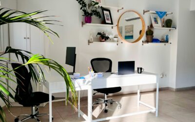 IKEA Billy Bookcases Transform Rental Office Into Custom Built-In Look