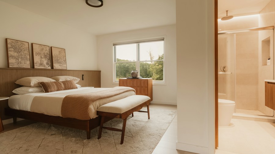 Ruggable Launches Easy Care Wool Rug Collection: What Buyers Should Know 2 modern neutral bedroom with area rug