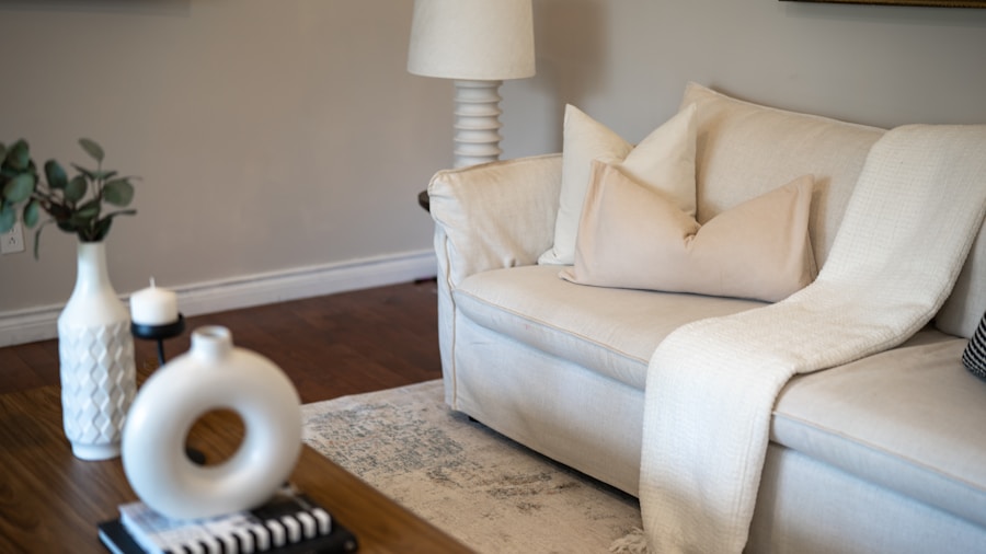 Striped Sofas Make a Comeback: Why Retro Pattern Design Is Timeless for Modern Homes 1 neutral room with accent pillows