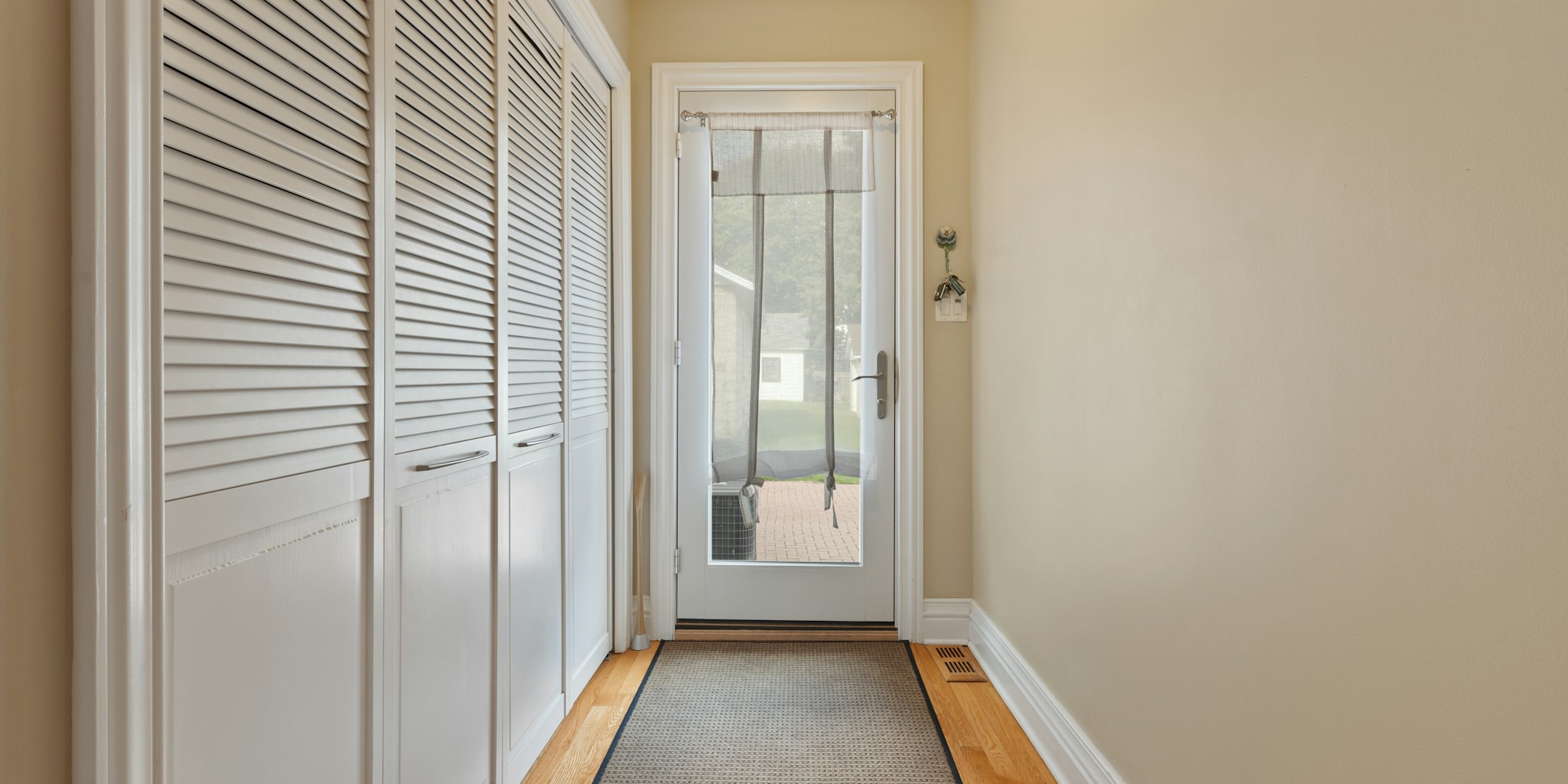 Small Entryway Storage: What Wayfair Shoppers Are Choosing