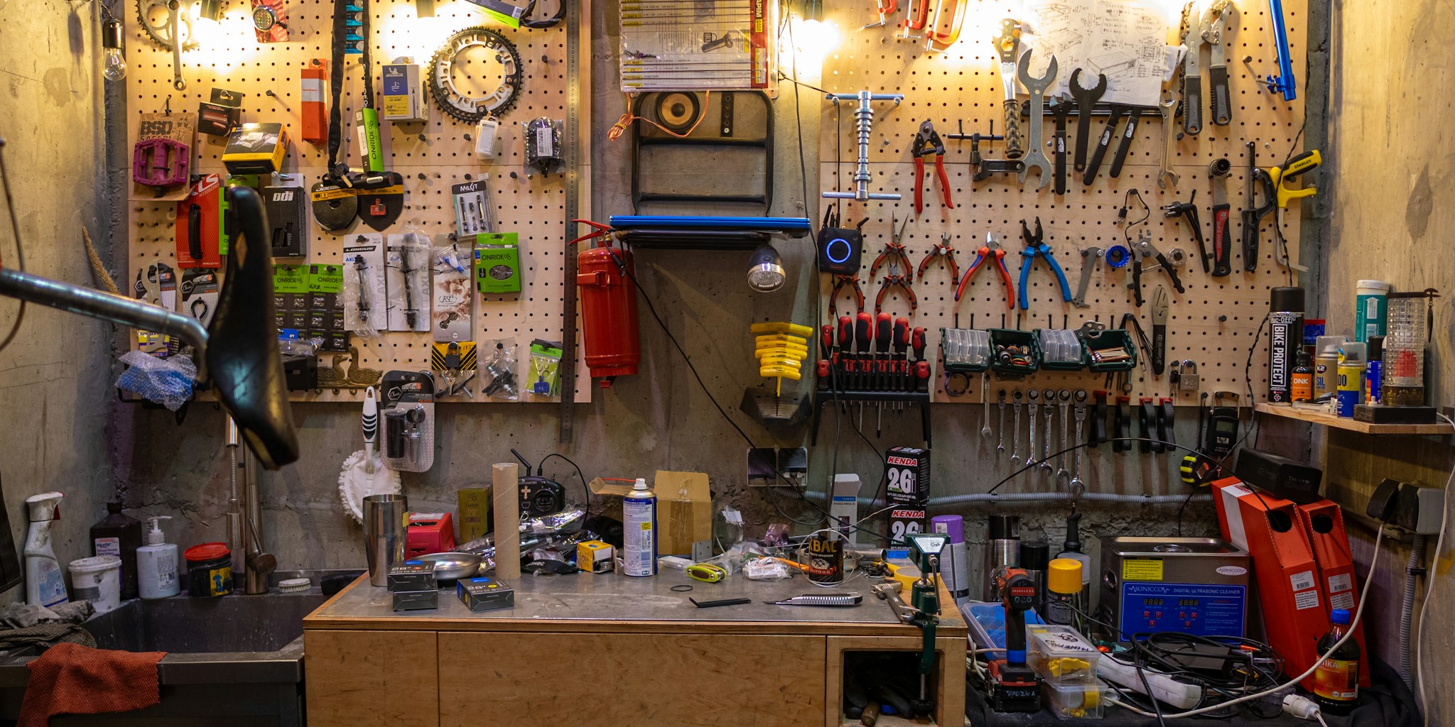 DeWalt Silicone Workbench Mat Launches: What Home Workshop Owners Need to Know