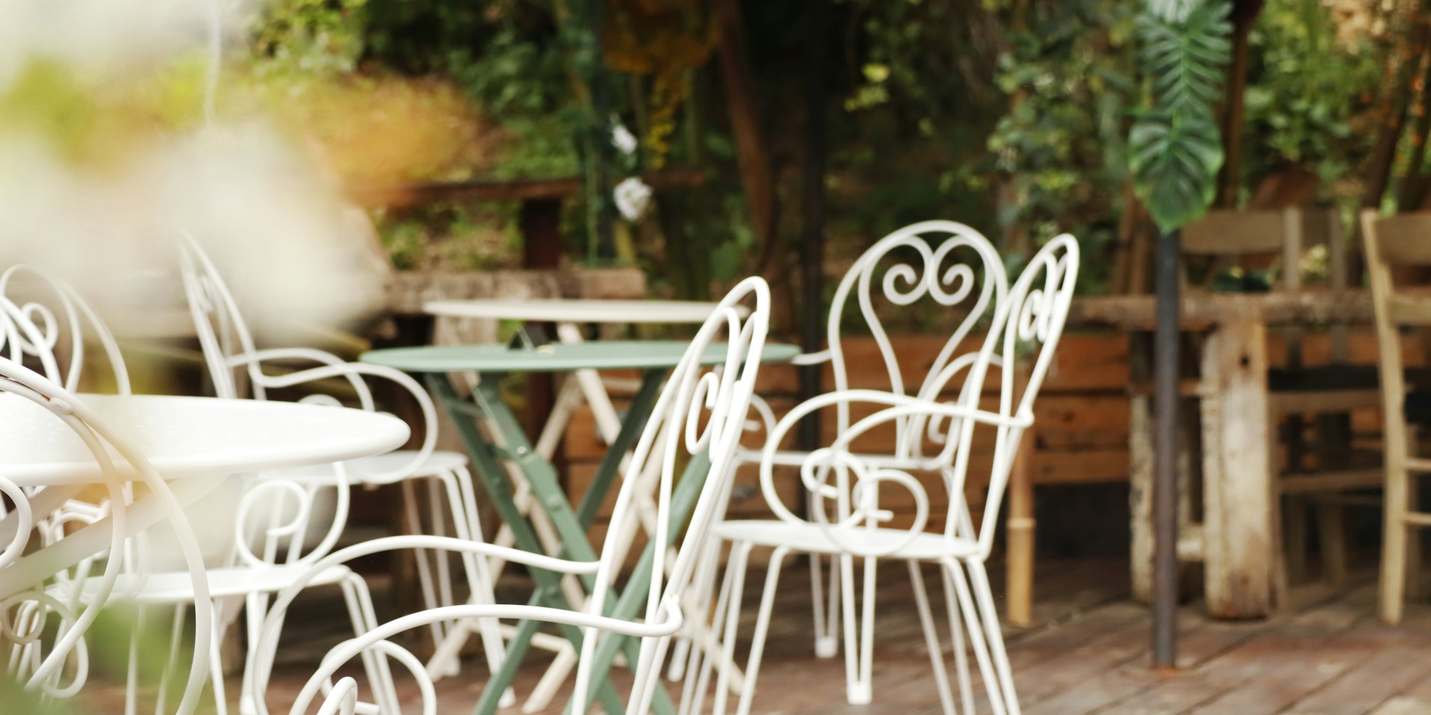 IKEA TOFSAND Plate Stand: An Affordable Way to Upgrade Your Outdoor Dining This Season