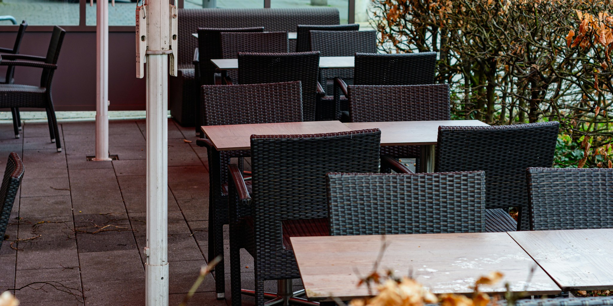 Natural vs. Synthetic Wicker: Cleaning and Care