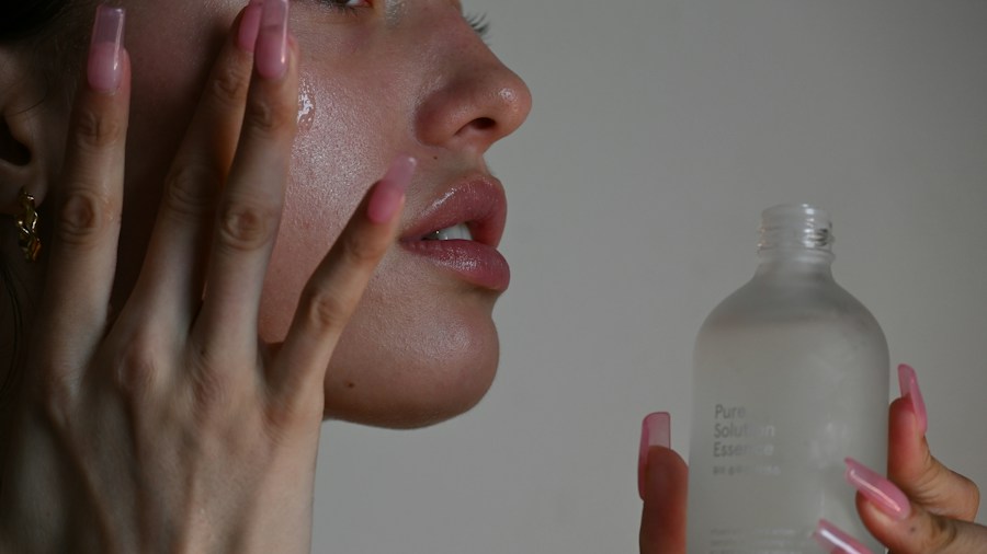 5 Daily Habits Turning Your Pillow Yellow and How to Fix Them 1 person applying nighttime skincare