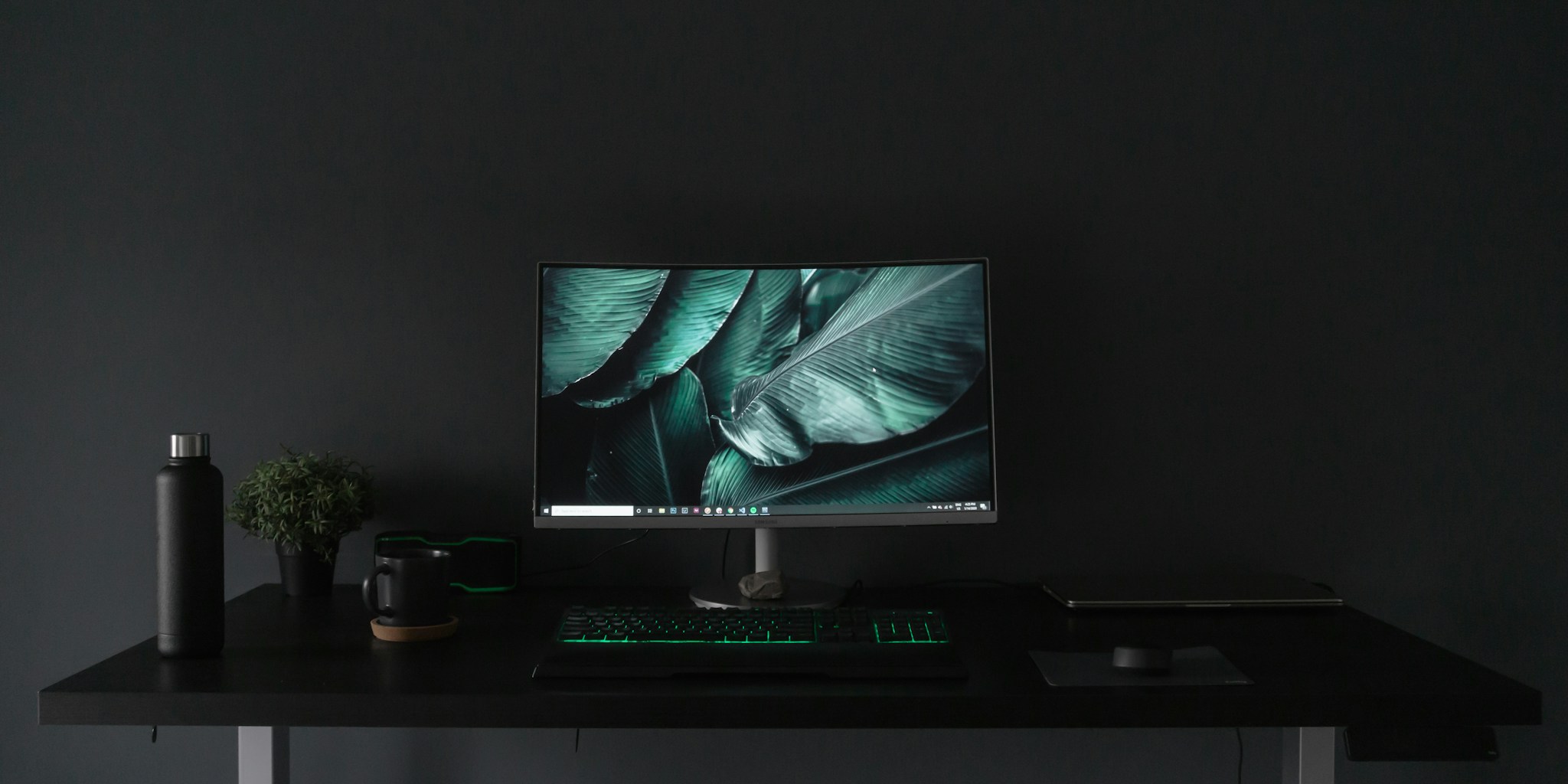 Alogic 6K Monitor with Hidden Webcam Coming Soon