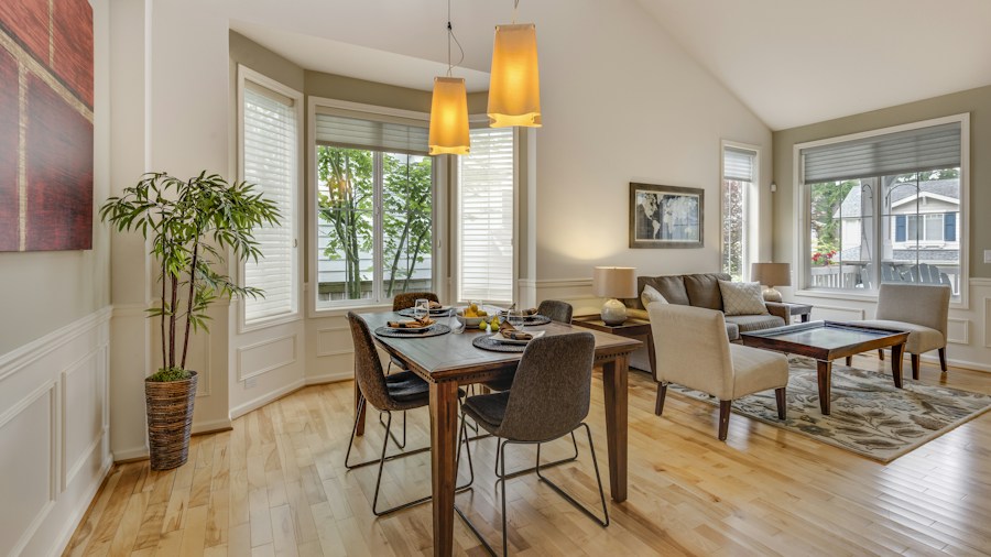 Seven Furniture Trends Designers Say Will Look Outdated by 2027 What Shoppers Should Know 1 rich wood tones dining room