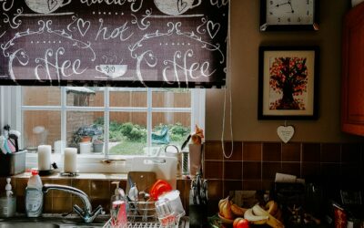 Burlap Coffee Sack Curtains: Budget DIY Trend