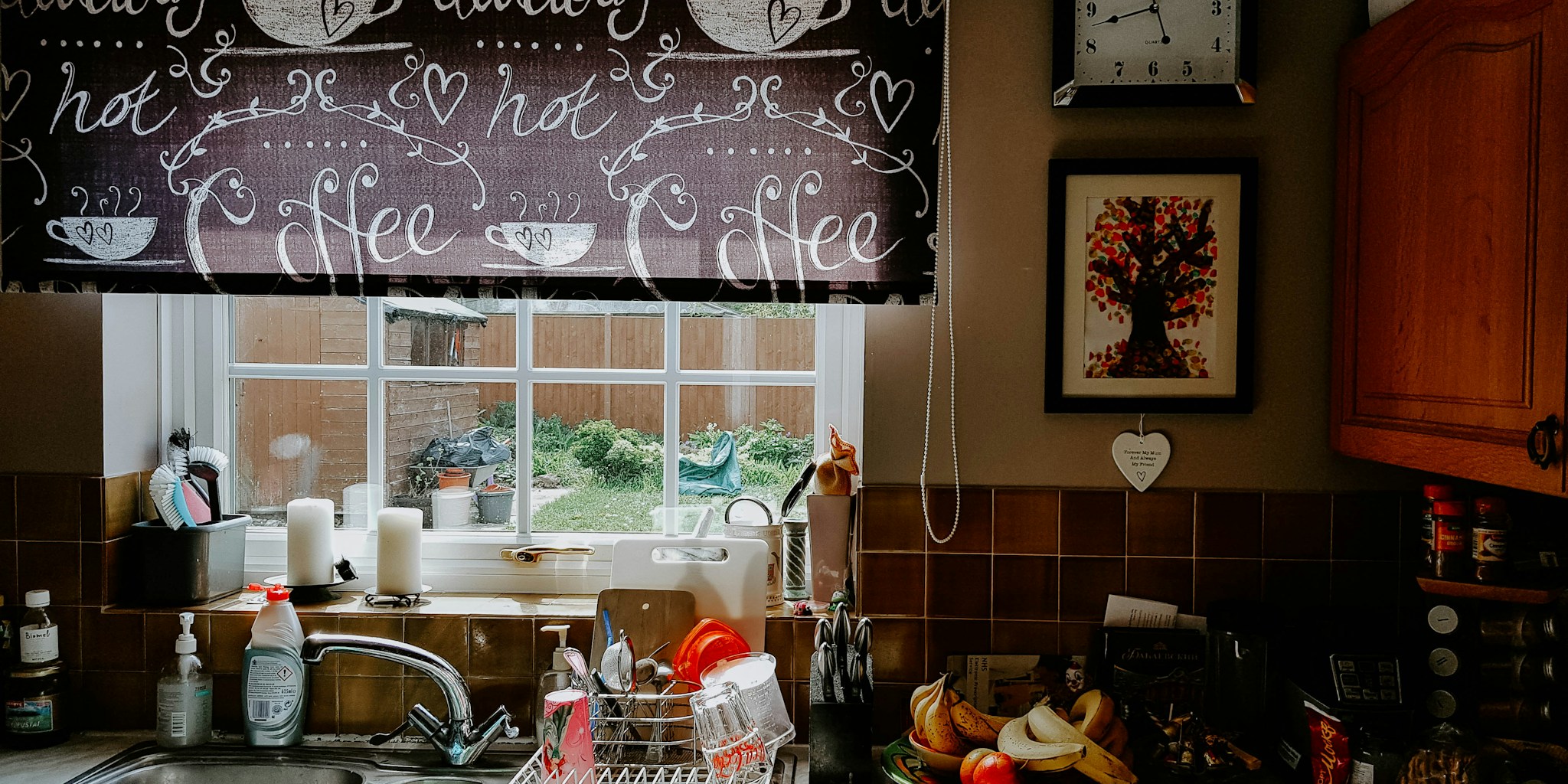Burlap Coffee Sack Curtains: Budget DIY Trend