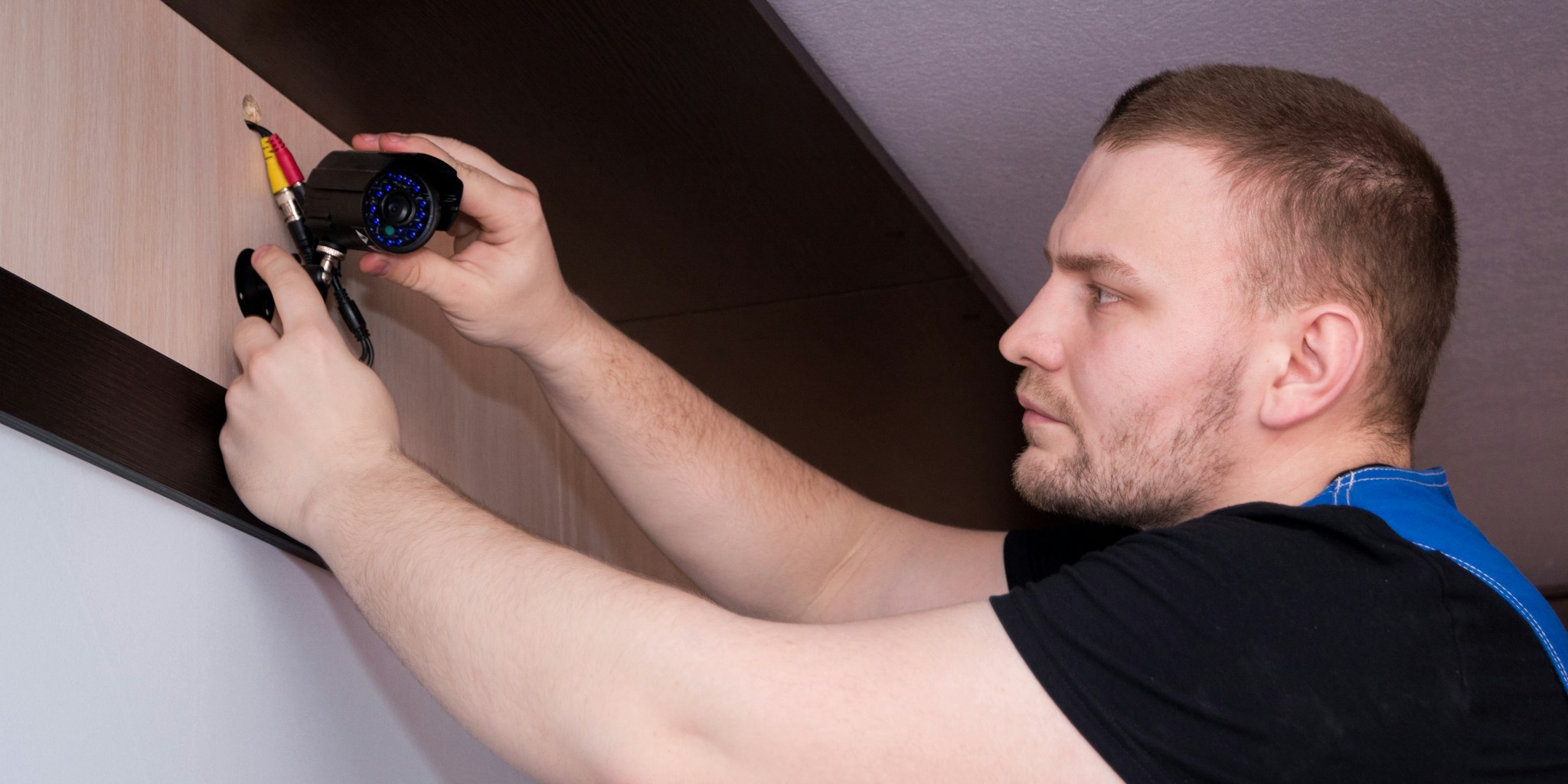 ADT Teams Up with Apple for HomeView Hub Installation