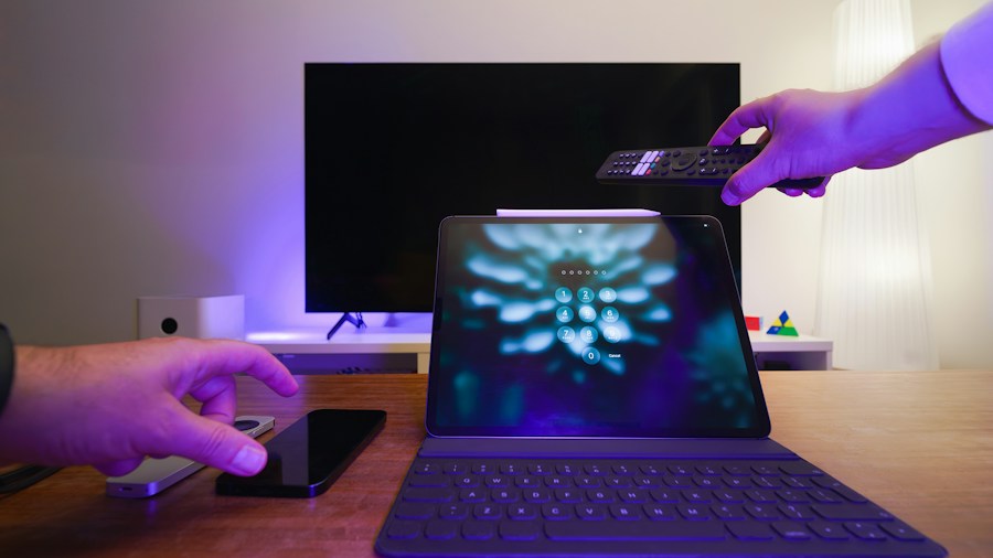 smartphone controlling home devices