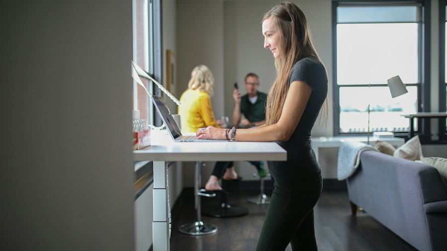 standing desk work posture