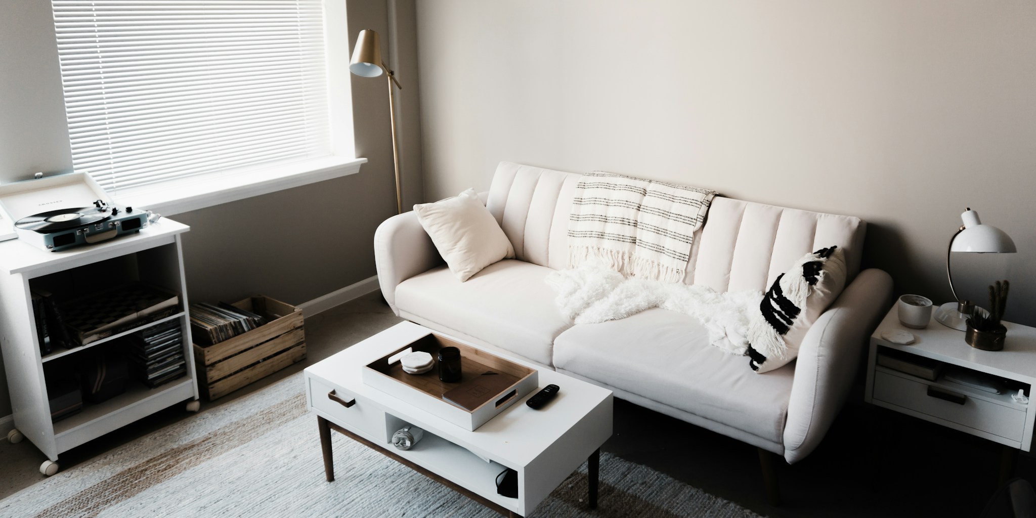 Coffee Table Trends: How One Designer Transformed Her Dressing Room Layout