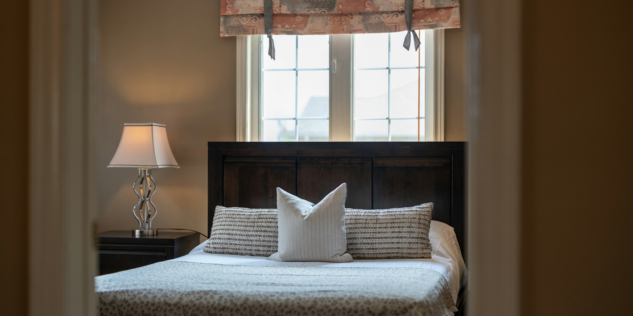 No-Drill Curtain Rod Solution Gains Traction Among Renters and Homeowners