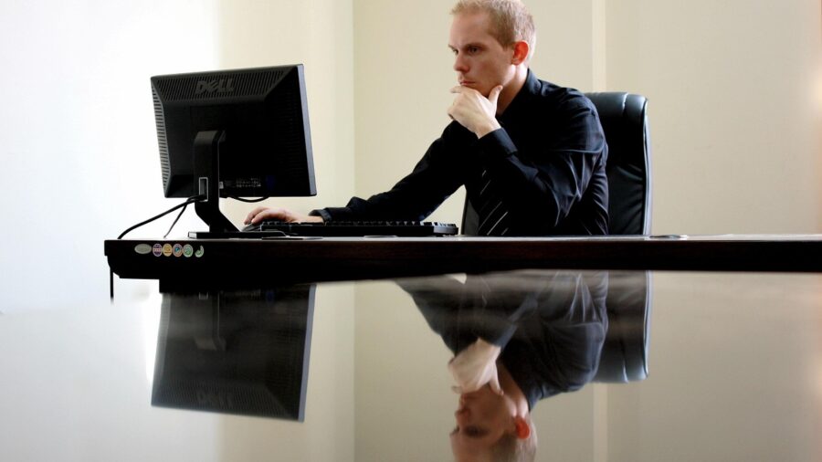 Kickstarter Campaign for 40 Inch 5K Docking Station Monitor Hits 434000 What Buyers Should Know 1 ultrawide monitor professional workspace