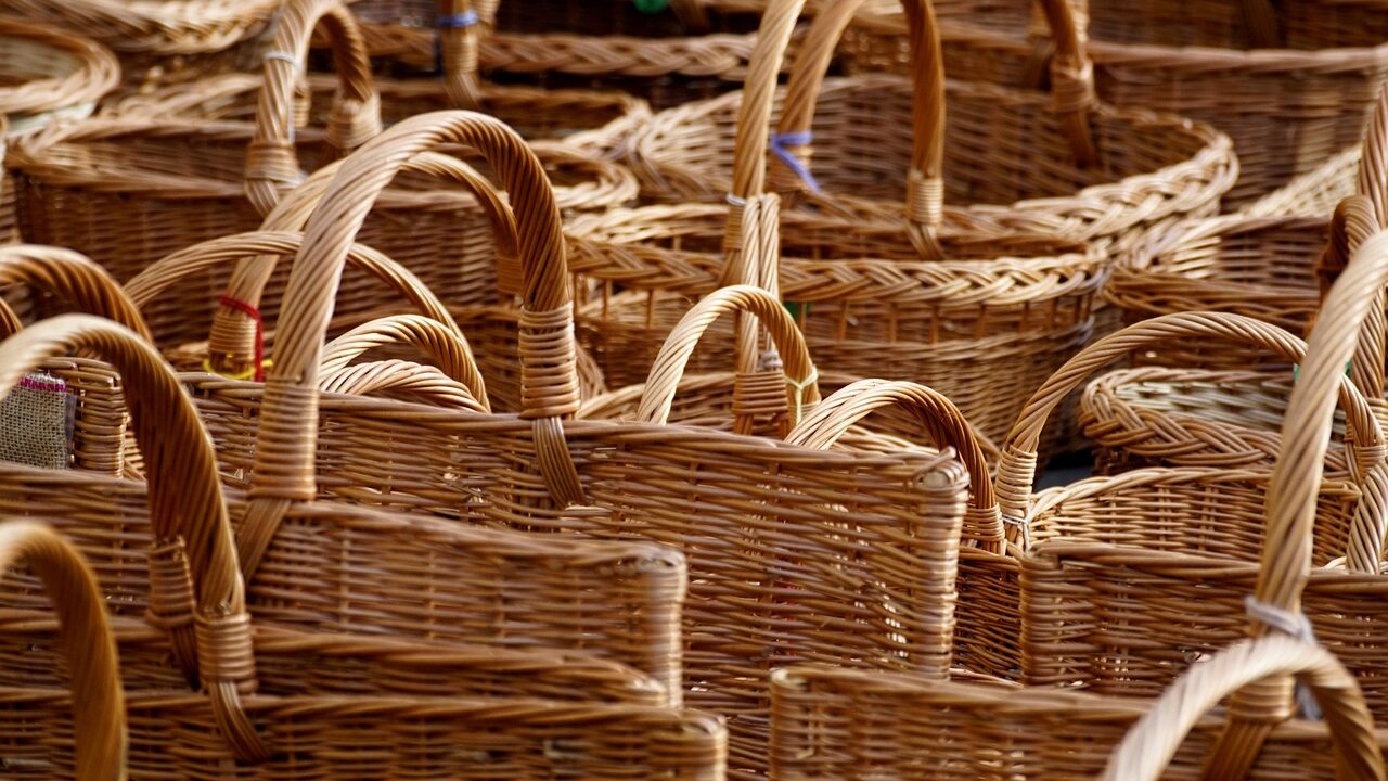Wicker Baskets Gain Momentum as Go-To Storage Decor