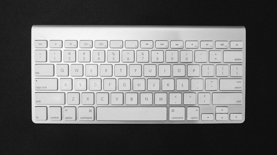 Vantex V1 Mechanical Keyboard Launches with Built-In Touchpad: What Shoppers Need to Know 2 wireless keyboard touchpad office productivity setup