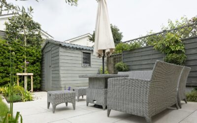 Wood Patio Furniture Maintenance: Avoid Power Washing and Learn the Right Cleaning Method