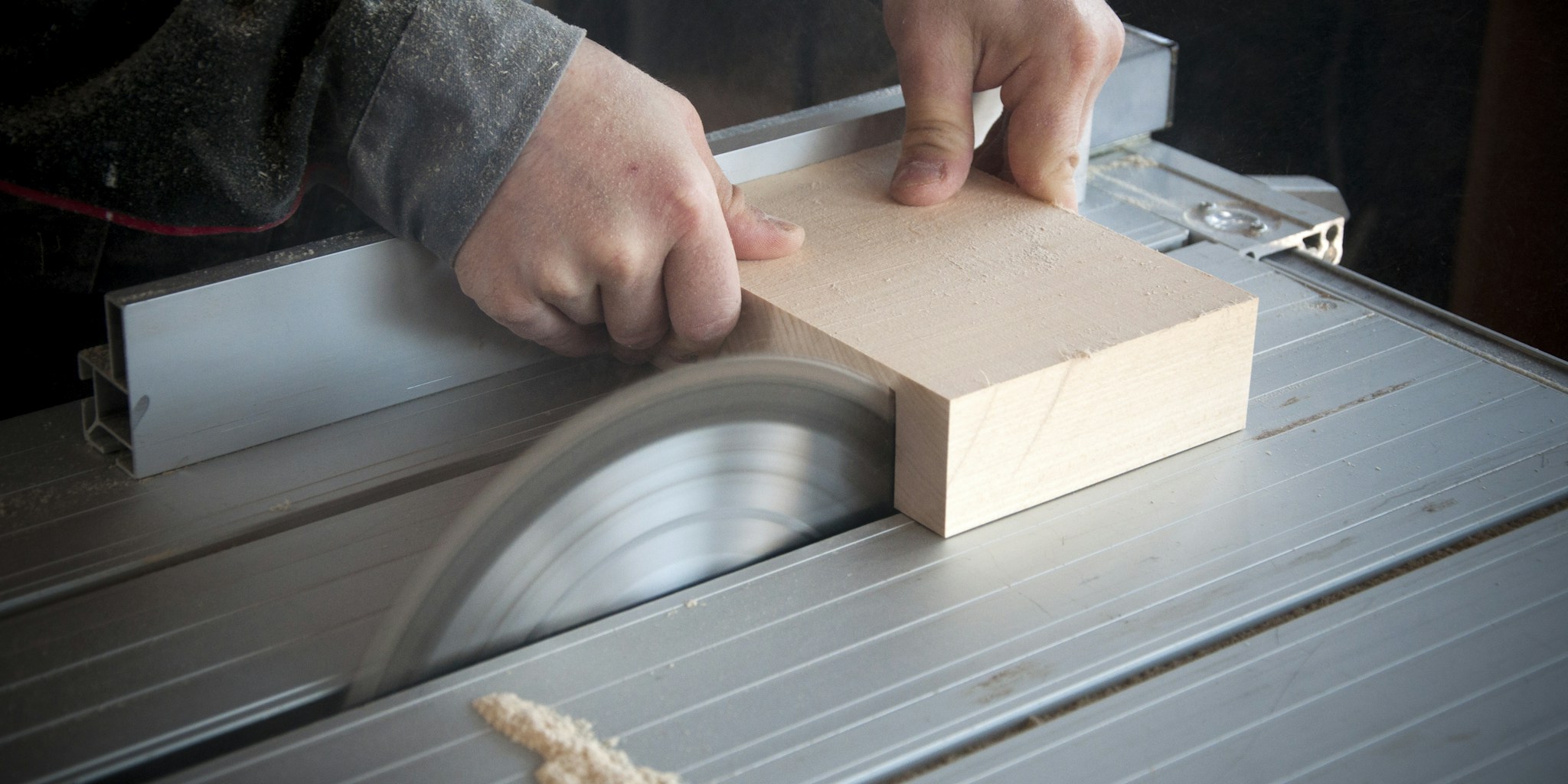 Harvey Challenges SawStop with New Safety Table Saw